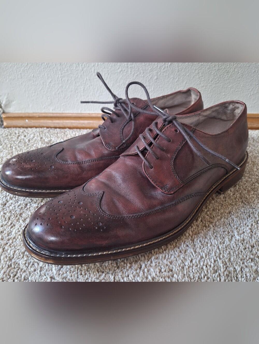 BANANA REPUBLIC Wingtip Brogue Dress Shoes Lace Up Leather Mens Size 10 M